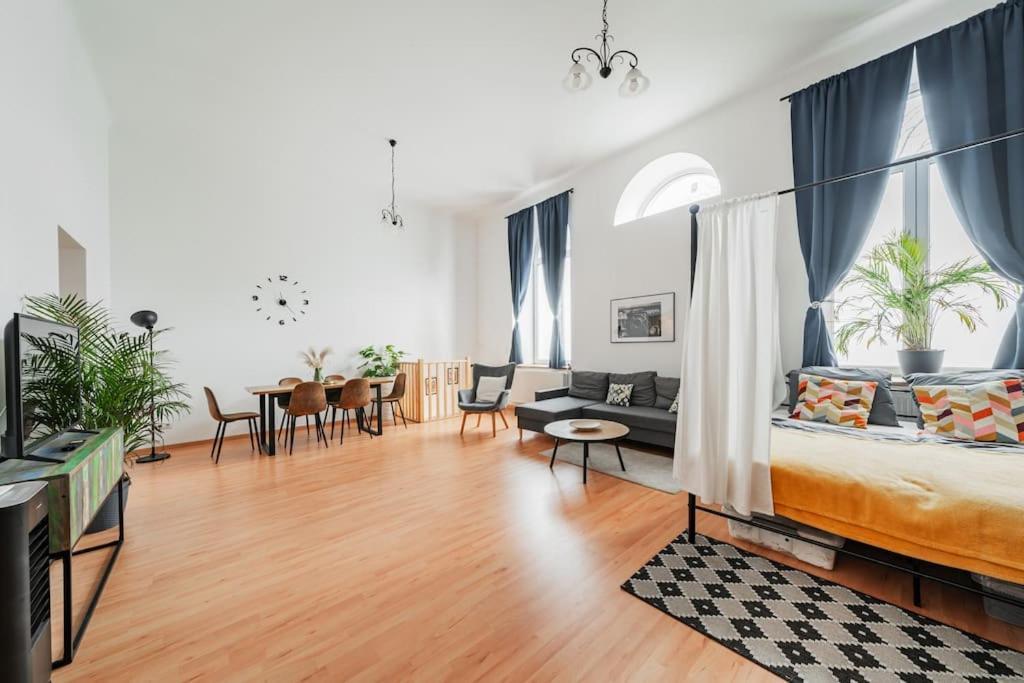 117 M² Near Nussdorferstrasse Apartment Wien Ngoại thất bức ảnh